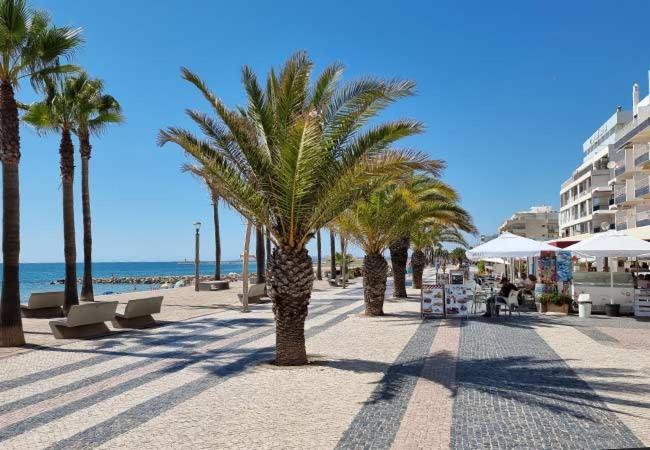 Princess Retreat Beautiful Modern Aprt 2 Min Walk From Quarteira Beach מראה חיצוני תמונה