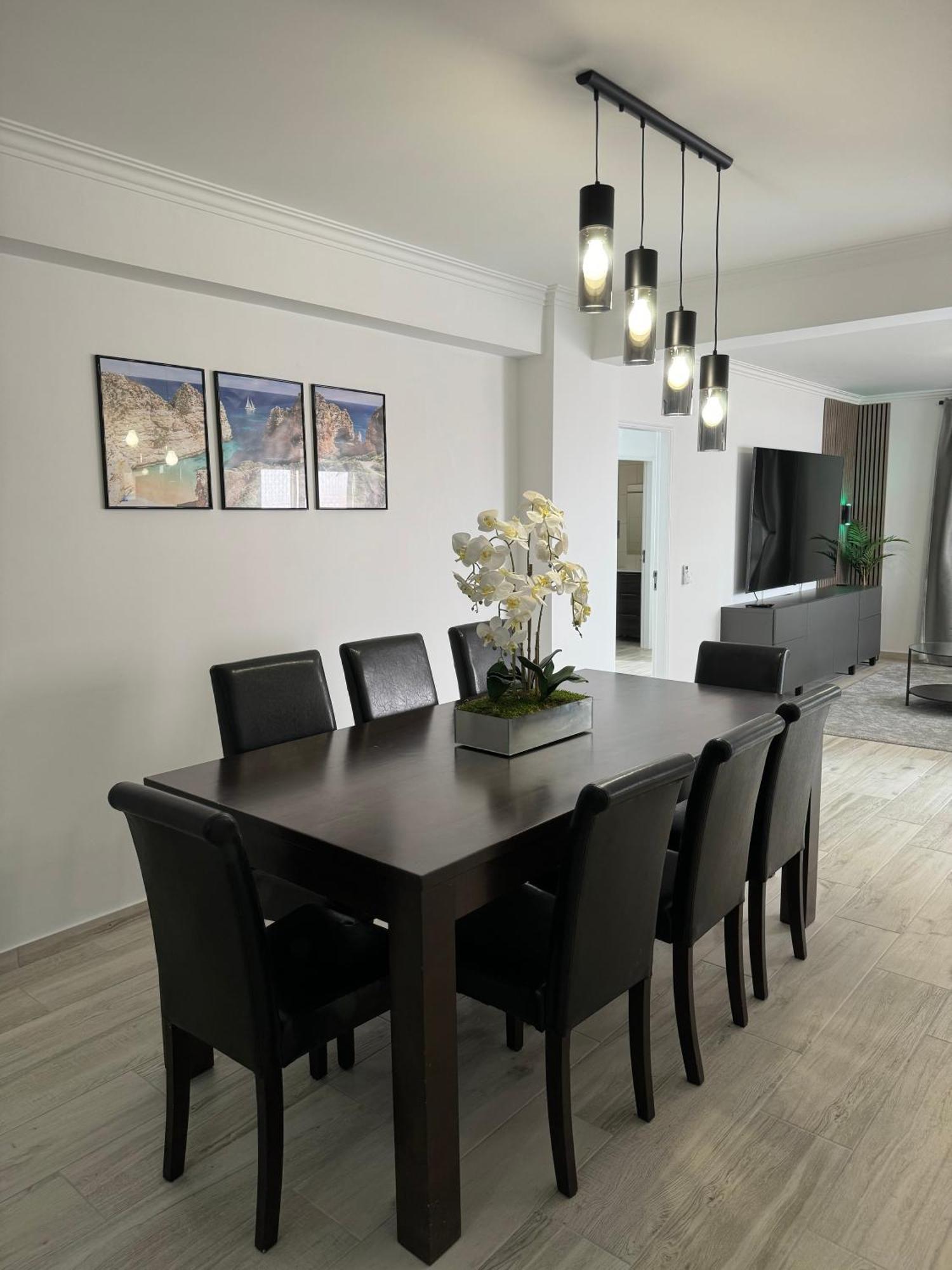 Princess Retreat Beautiful Modern Aprt 2 Min Walk From Quarteira Beach מראה חיצוני תמונה
