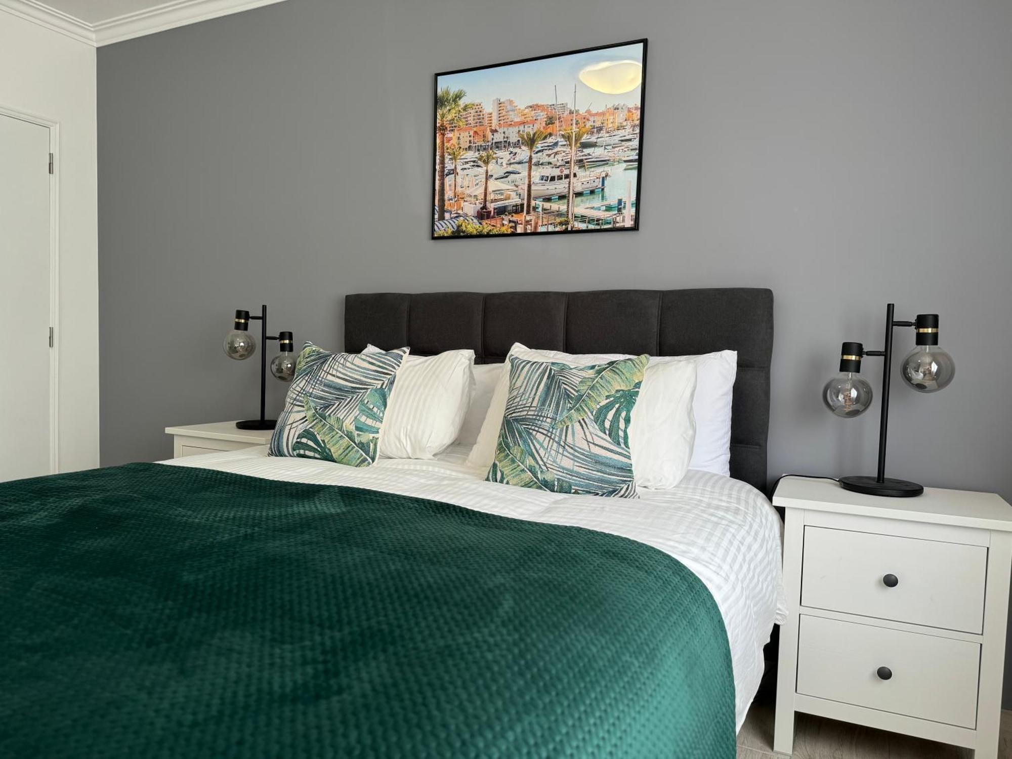 Princess Retreat Beautiful Modern Aprt 2 Min Walk From Quarteira Beach מראה חיצוני תמונה