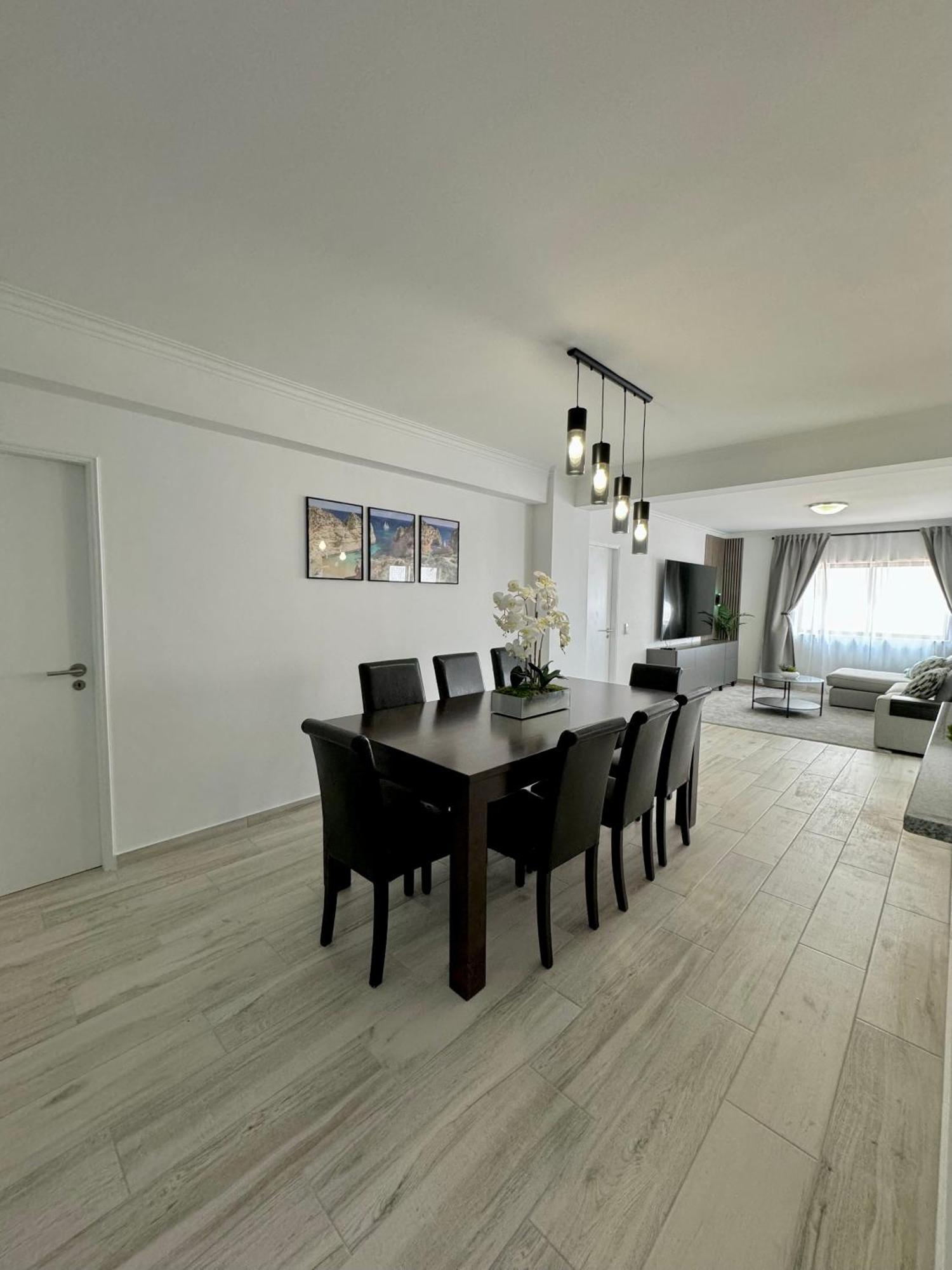 Princess Retreat Beautiful Modern Aprt 2 Min Walk From Quarteira Beach מראה חיצוני תמונה