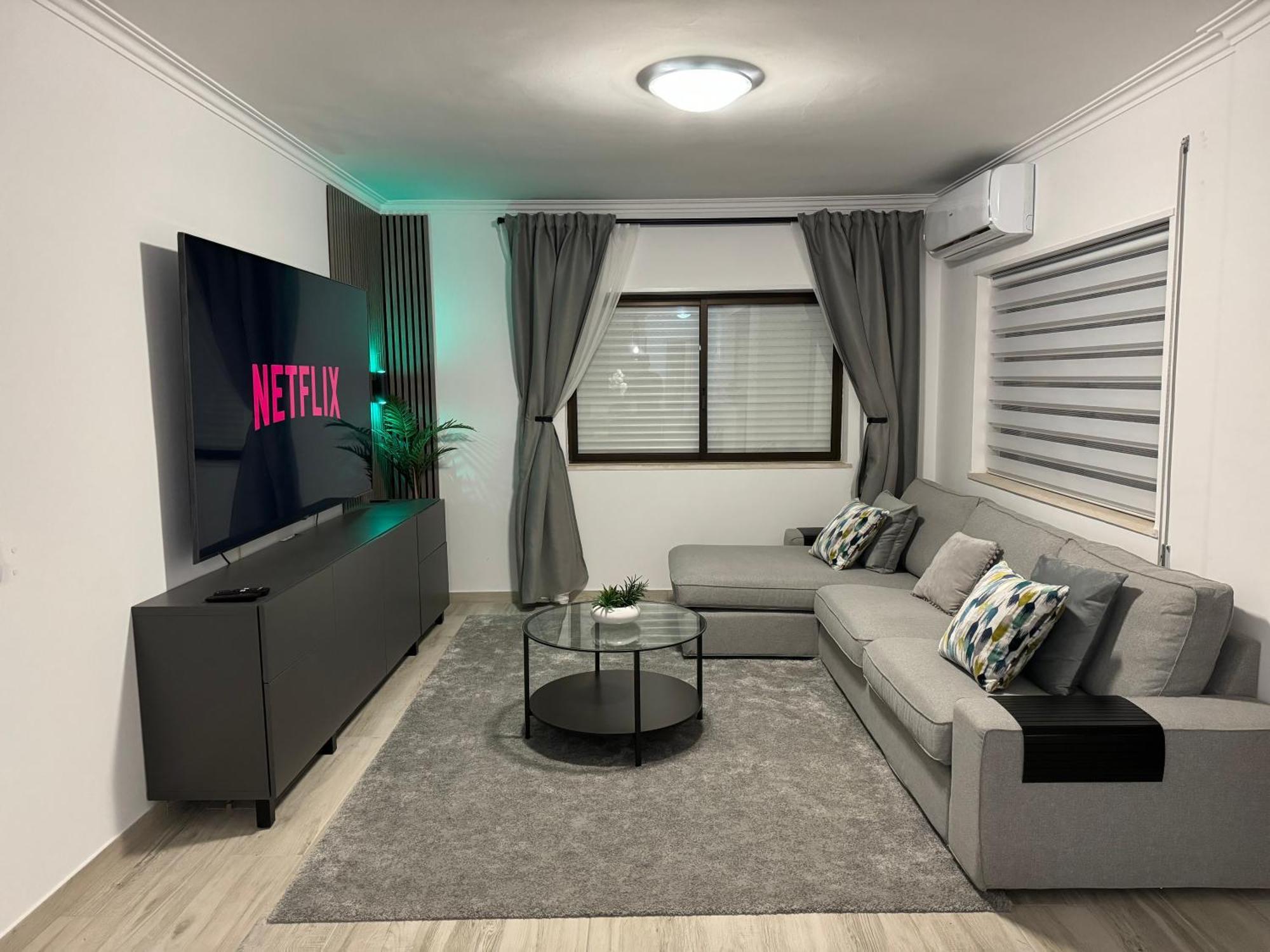 Princess Retreat Beautiful Modern Aprt 2 Min Walk From Quarteira Beach מראה חיצוני תמונה